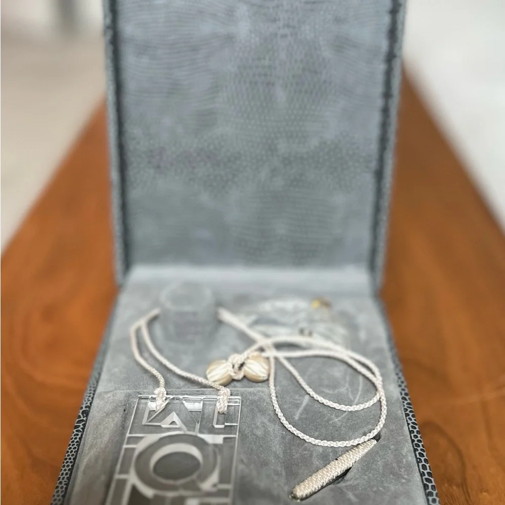 Vintage Lalique Necklace 🌸🌸 - Picture 2 of 5